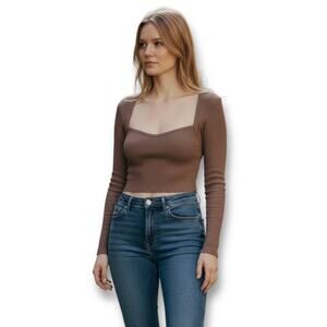 Mable Women's Sweetheart Cropped Sweater Size M Taupe Brown Long Sleeve Ribbed